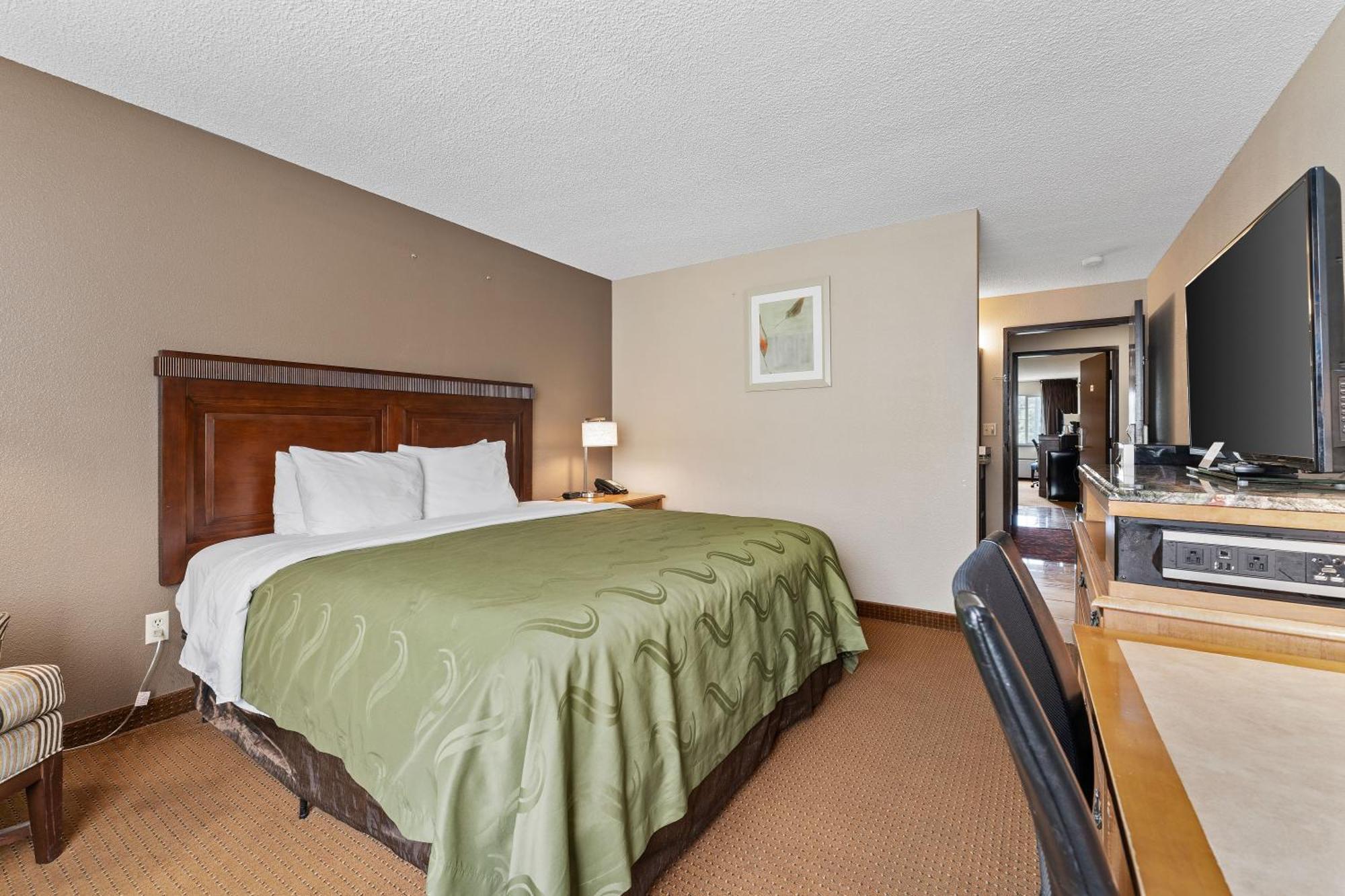 Quality Inn & Suites Okanogan - Omak Exterior photo
