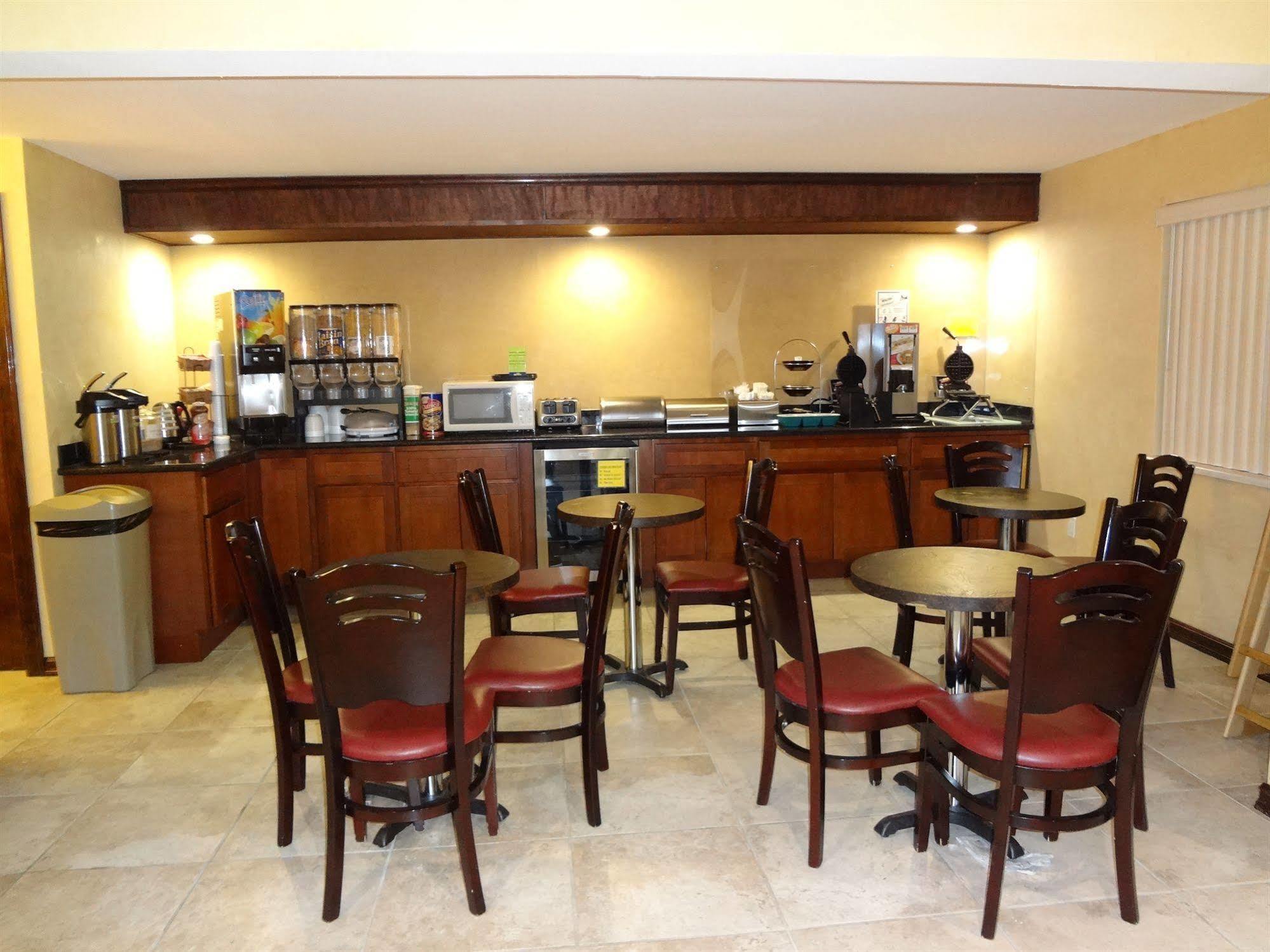 Quality Inn & Suites Okanogan - Omak Exterior photo