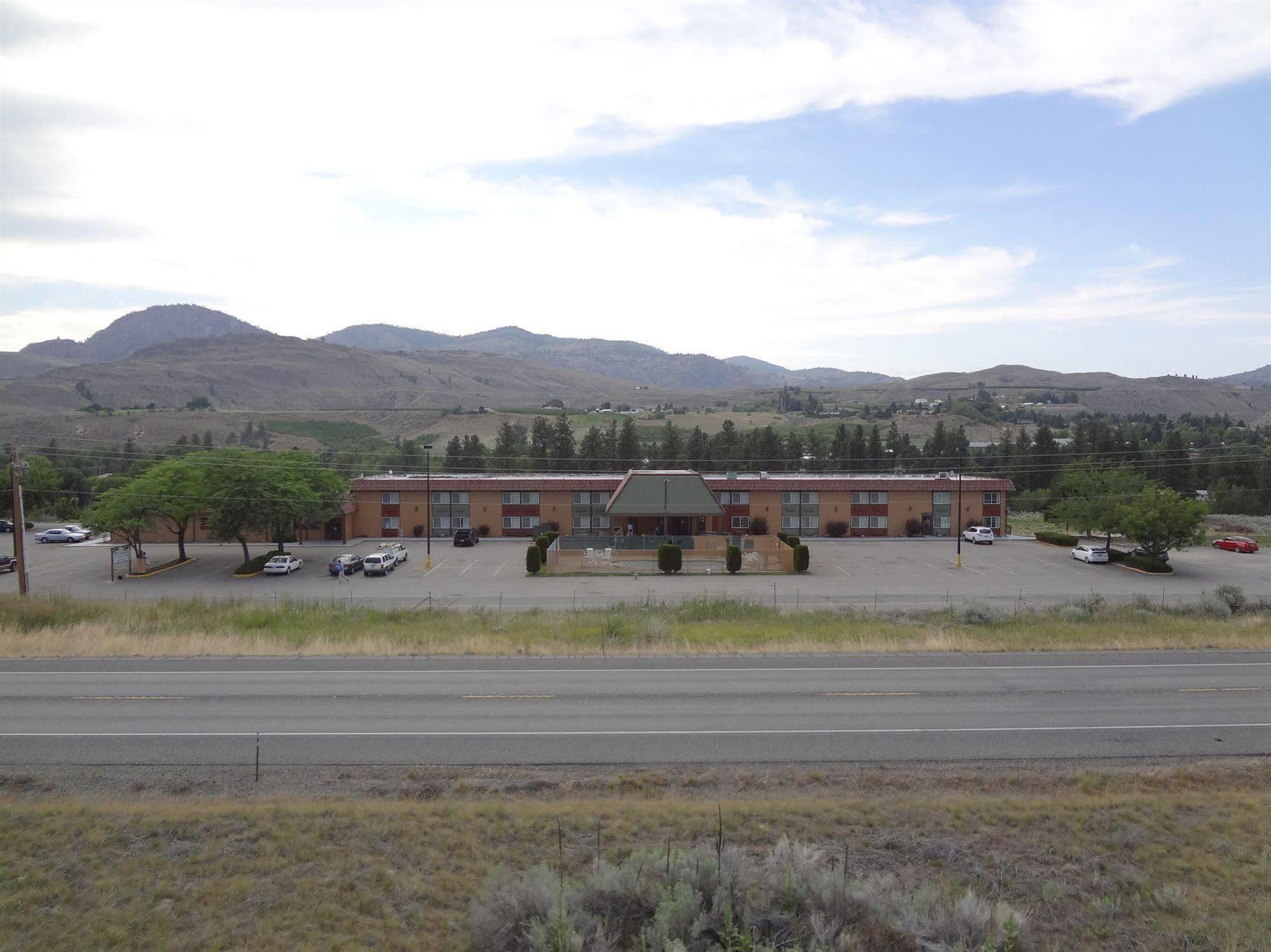 Quality Inn & Suites Okanogan - Omak Exterior photo